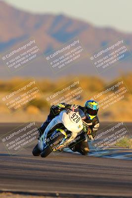 media/Jan-21-2023-CVMA (Sat) [[b9eef8ba1f]]/Race 13 500 Supersport-350 Supersport/